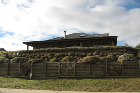 Photo of property in 16 Penrith Park Drive, Wanaka, 9305