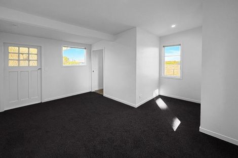 Photo of property in 23 Egmont Street, Castlecliff, Whanganui, 4501