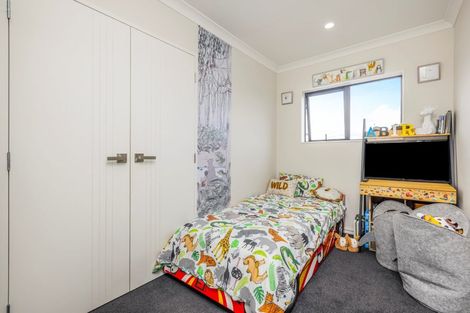 Photo of property in 29 Black Beech Crescent, Takanini, 2110