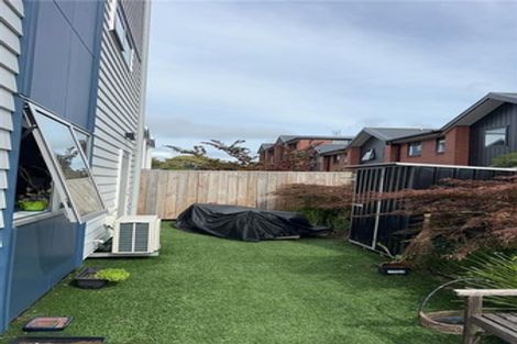 Photo of property in 1/8 Yeovil Road, Te Atatu Peninsula, Auckland, 0610