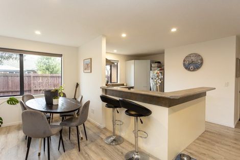 Photo of property in 35 Broadhaven Avenue, Parklands, Christchurch, 8083