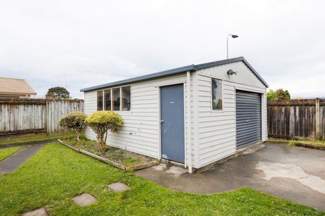 Photo of property in 31 Lydia Place, Kelvin Grove, Palmerston North, 4414
