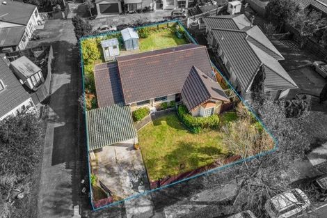 Photo of property in 145 Everglade Drive, Totara Heights, Auckland, 2105