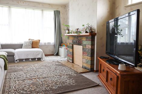 Photo of property in 11 Stanley Street, Dannevirke, 4930