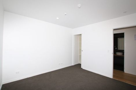 Photo of property in 1/167 Hobsonville Point Road, Hobsonville, Auckland, 0616