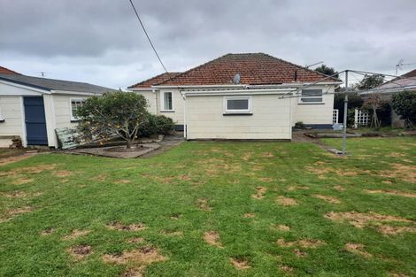 Photo of property in 5 Raleigh Street, Vogeltown, New Plymouth, 4310
