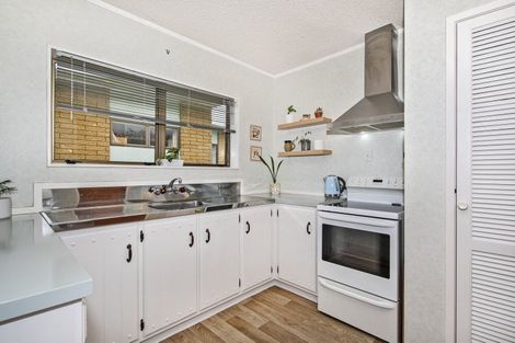 Photo of property in 8b Carr Street, Te Kamo, Whangarei, 0112