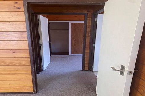 Photo of property in 3/89 Pinehaven Road, Pinehaven, Upper Hutt, 5019