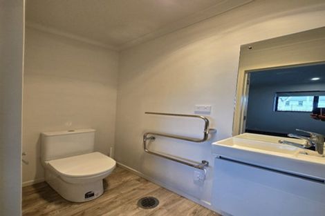 Photo of property in 2/16 Russell Road, Manurewa, Auckland, 2102