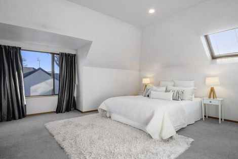 Photo of property in 10a Nikau Place, Riccarton, Christchurch, 8011