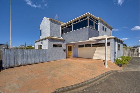 Photo of property in 14/182 Charles Street, Westshore, Napier, 4110
