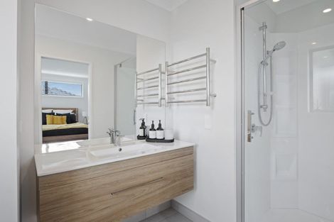 Photo of property in 13 Tabernacle Street, Karaka, 2124