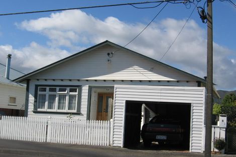 Photo of property in 10 Plunket Avenue, Petone, Lower Hutt, 5012