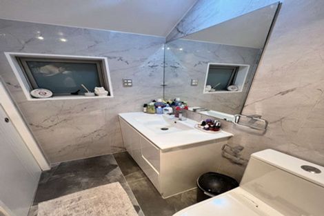 Photo of property in 73 Marendellas Drive, Bucklands Beach, Auckland, 2014