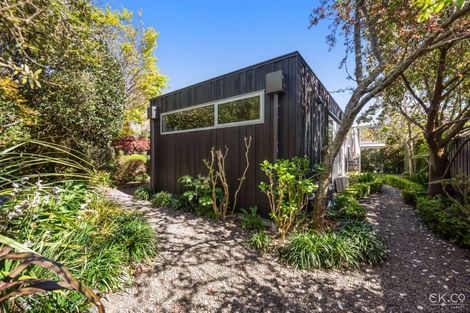 Photo of property in 11 Parkwood Grove, Trentham, Upper Hutt, 5018