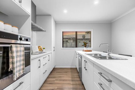 Photo of property in 81 Puhirake Crescent, Pyes Pa, Tauranga, 3112