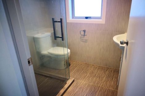 Photo of property in 9 Compass Place, Te Atatu Peninsula, Auckland, 0610