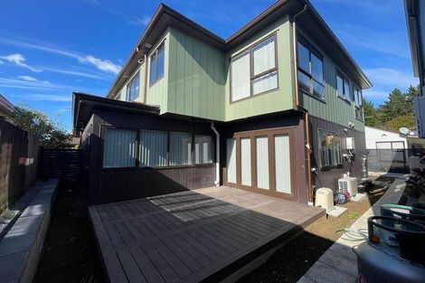 Photo of property in 3 Mark Edward Drive, Half Moon Bay, Auckland, 2012