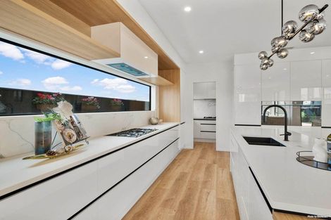 Photo of property in 6 Picnic Point Road, Hobsonville, Auckland, 0616