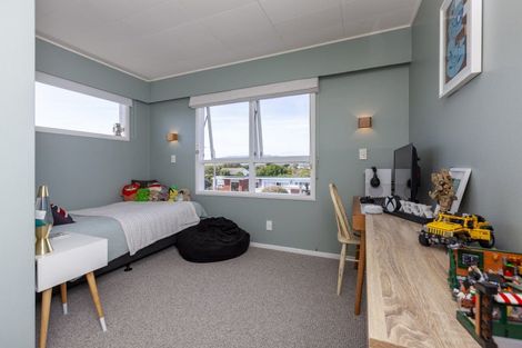 Photo of property in 30 Newry Road, Raumati Beach, Paraparaumu, 5032