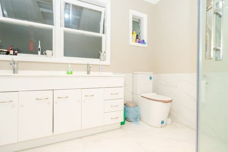 Photo of property in 15a Clark Place, Hillcrest, Hamilton, 3216