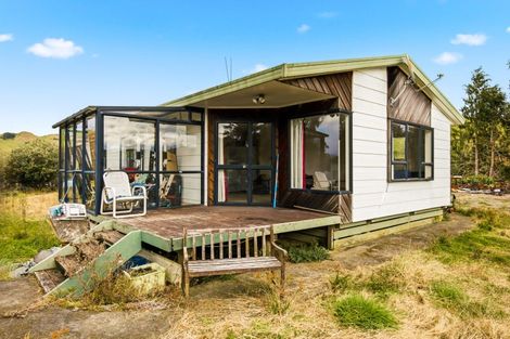 Photo of property in 15 Kokopuiti Road, Tokirima, Taumarunui, 3991