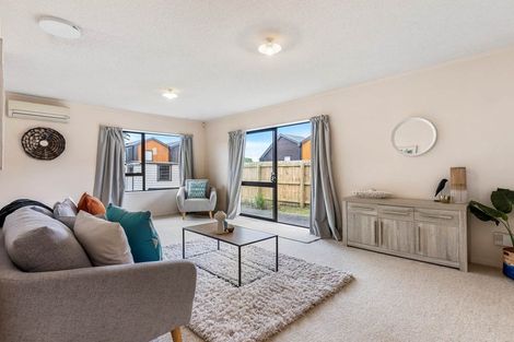 Photo of property in 2/19 Ambler Avenue, Glen Eden, Auckland, 0602