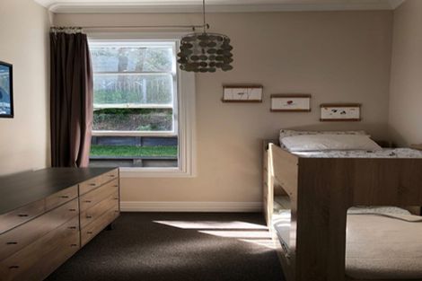 Photo of property in 58 Fairview Crescent, Kelburn, Wellington, 6012