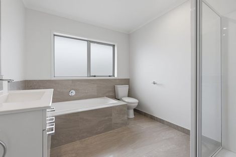 Photo of property in 35 Anne Burton Drive, Warkworth, 0910