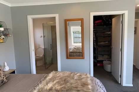 Photo of property in 7d Royal Heights, Glen Avon, New Plymouth, 4312