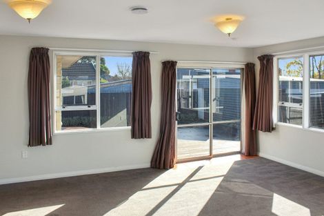 Photo of property in 30 Greendale Avenue, Avonhead, Christchurch, 8042