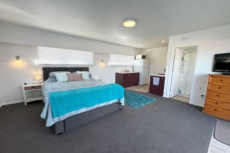 Photo of property in 10 Russell Avenue, Pukekohe, 2120