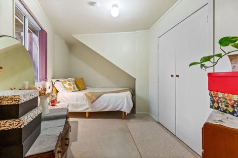 Photo of property in 24 Kaurilands Road, Titirangi, Auckland, 0604