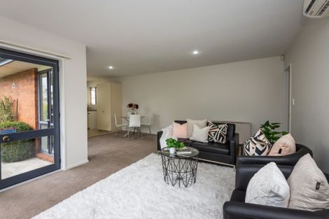 Photo of property in 7 North Parade, Richmond, Christchurch, 8013