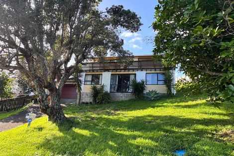 Photo of property in 18 Pemberton Avenue, Bayview, Auckland, 0629