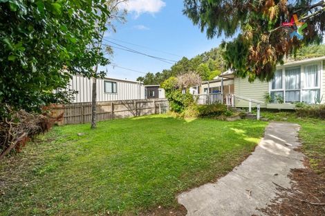 Photo of property in 75 Raukawa Street, Stokes Valley, Lower Hutt, 5019