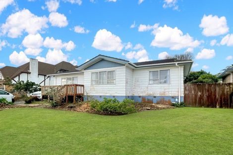 Photo of property in 36 Goodwood Drive, Goodwood Heights, Auckland, 2105