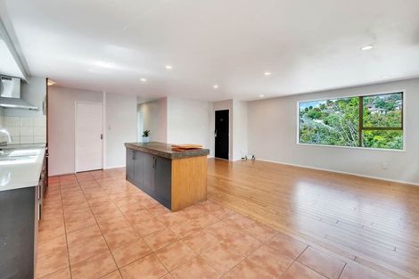 Photo of property in 28 Cranston Street, Torbay, Auckland, 0632