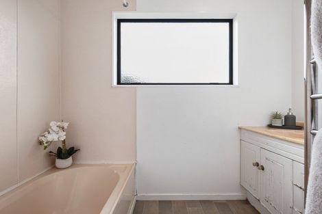 Photo of property in 1017b Cameron Road, Gate Pa, Tauranga, 3112