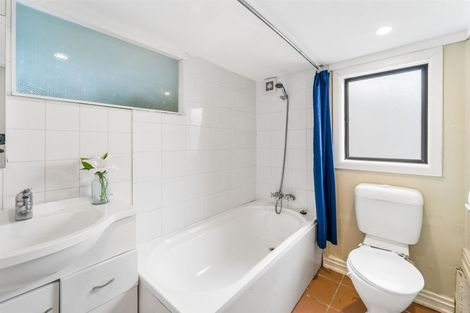 Photo of property in 75 Stanmore Bay Road, Stanmore Bay, Whangaparaoa, 0932