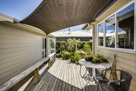 Photo of property in 707 Saint Aubyn Street West, Saint Leonards, Hastings, 4120