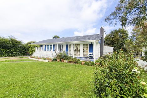 Photo of property in 15 Cargill Street, Papakura, 2110