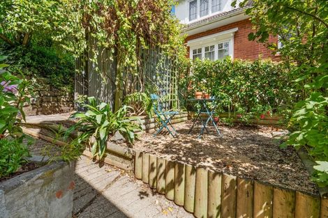 Photo of property in 25 Lonsdale Street, Belleknowes, Dunedin, 9011