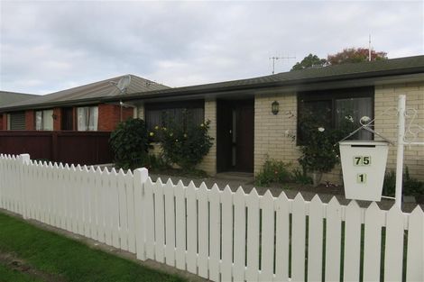 Photo of property in 1/75 Reynolds Road, Havelock North, 4130