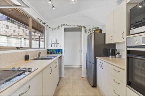 Photo of property in 175a Mokoia Road, Birkenhead, Auckland, 0626