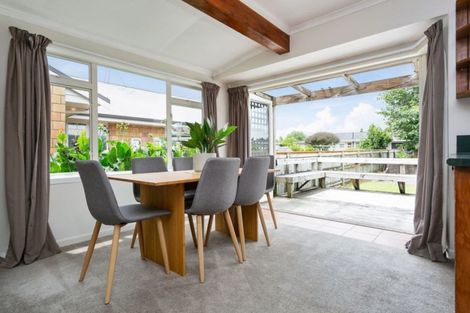 Photo of property in 21 Vogel Street, Cambridge, 3434