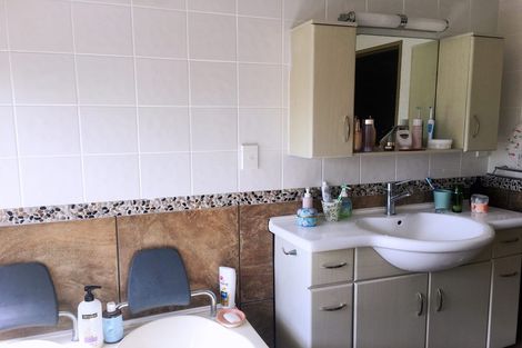 Photo of property in 3 Battenburg Place, Torbay, Auckland, 0630