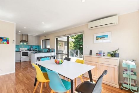 Photo of property in 19 Palmyra Way, Half Moon Bay, Auckland, 2012