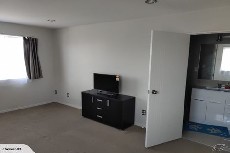 Photo of property in 10 Peerless Avenue, Takanini, 2112