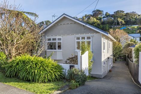 Photo of property in 8 Friend Street, Karori, Wellington, 6012